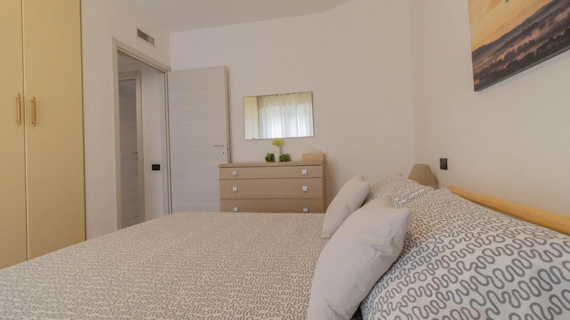 Casa Cristina Daire Quartu SantʼElena 0*,  İtalya